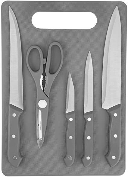 Knives, scissors and cutting board